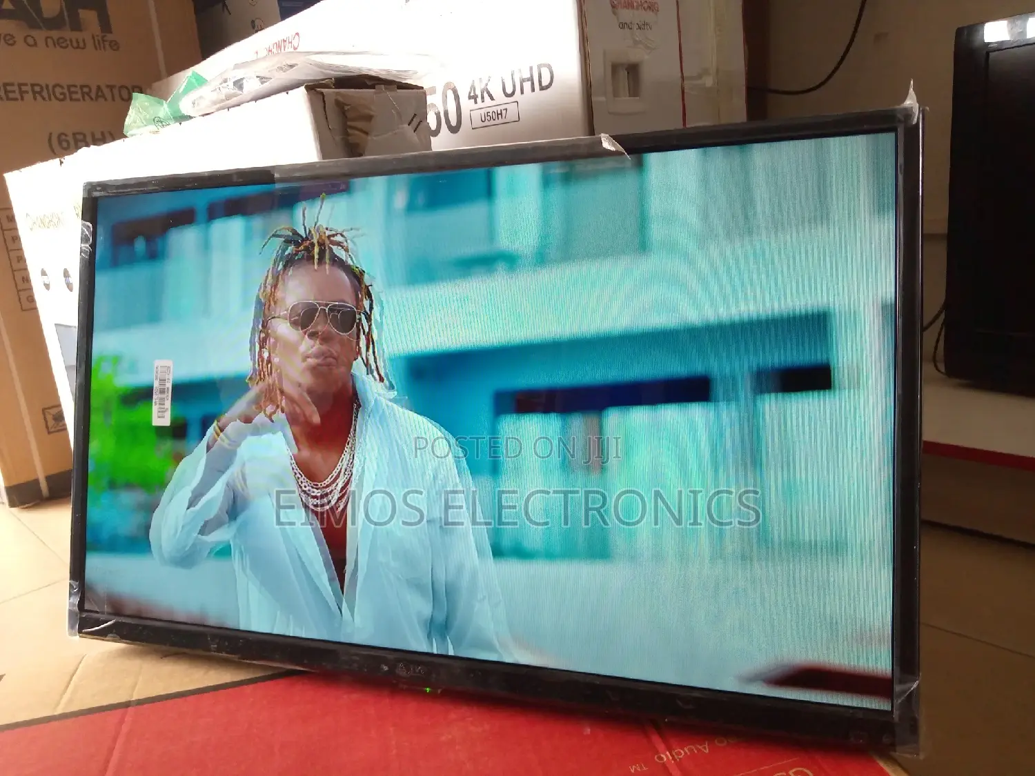 A 32" Digitalised Lg Tv