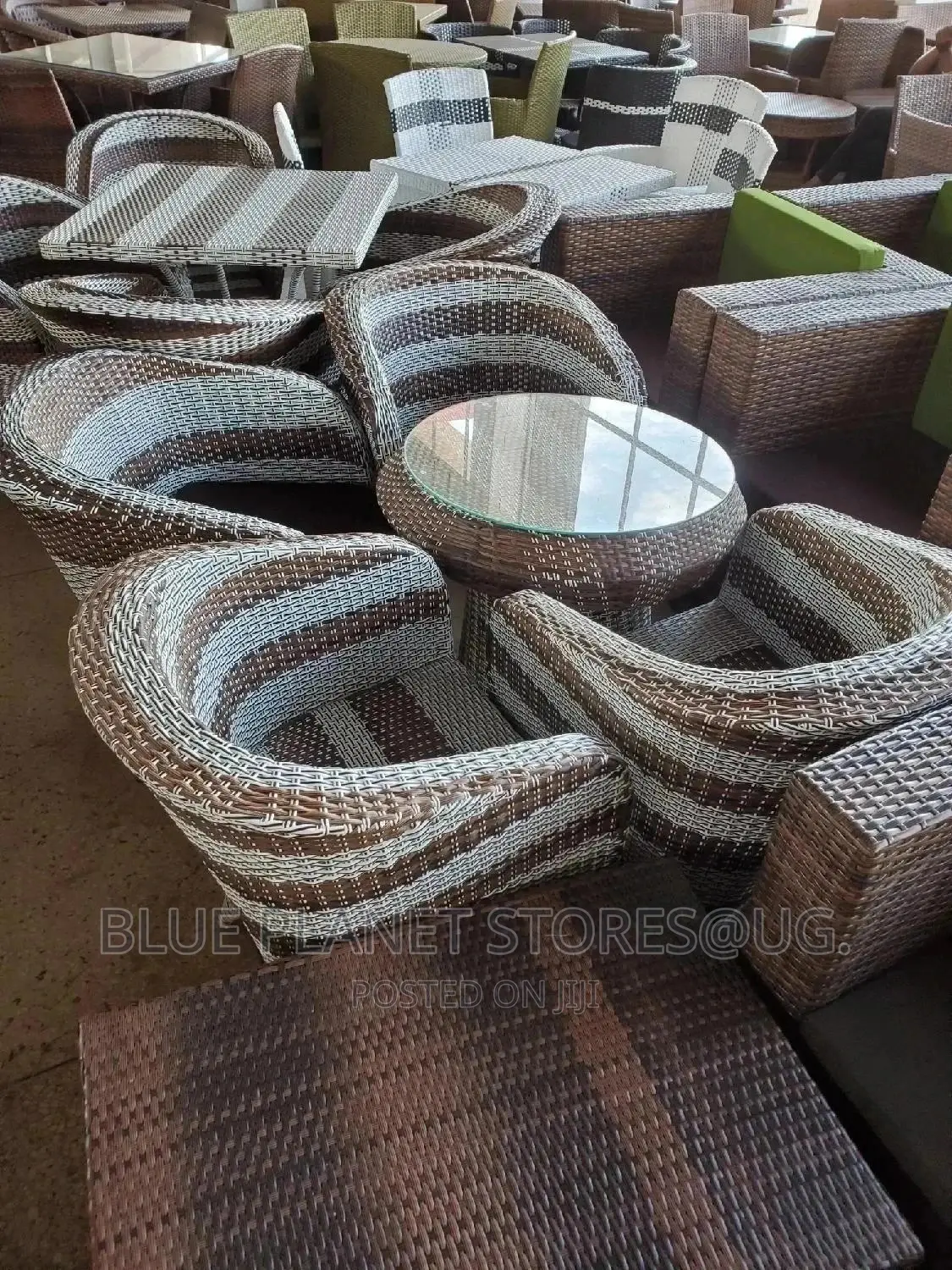Outdoor/Balcony Chrome Glass Round Table + 4 Chairs || Patio