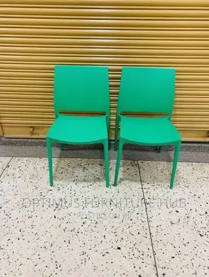Nice Plastic Chair (Forest Green)