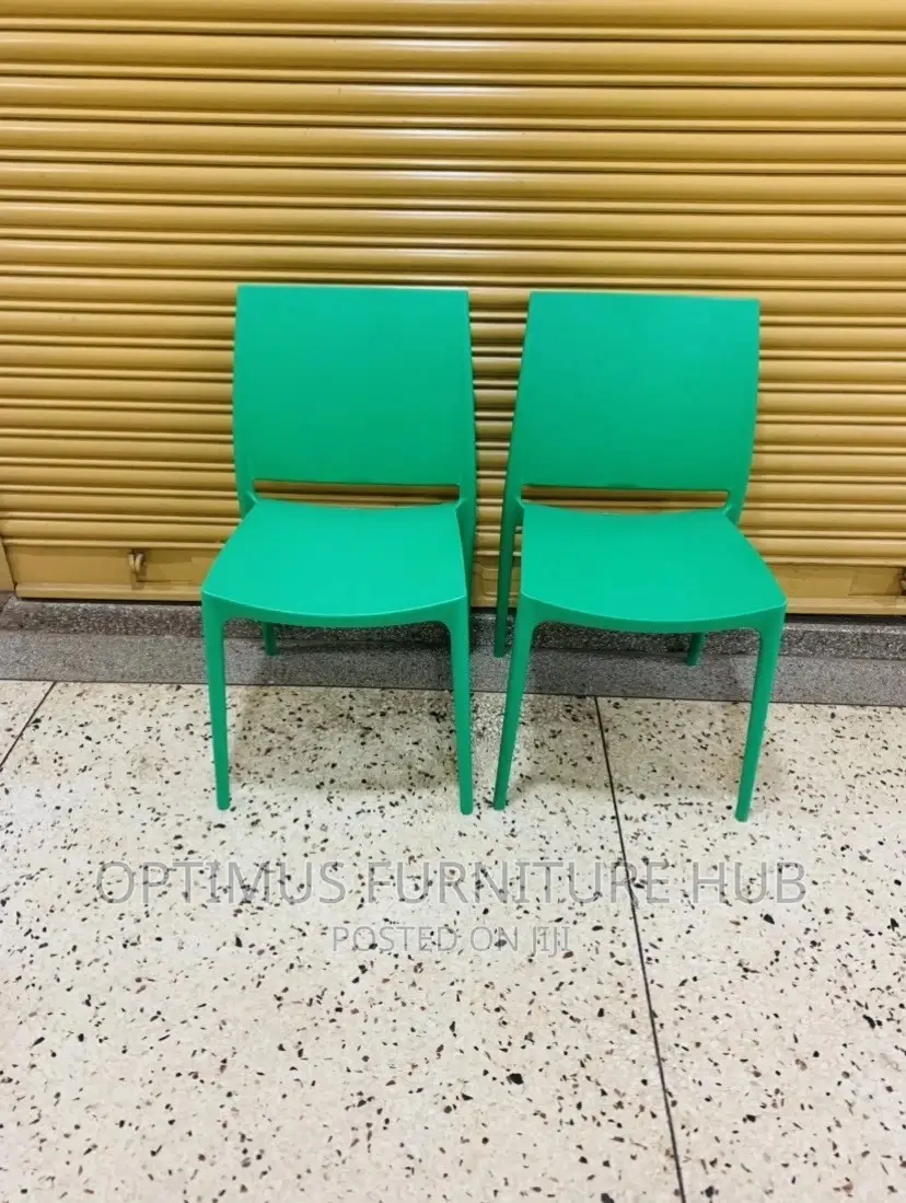 Nice Plastic Chair (Forest Green)