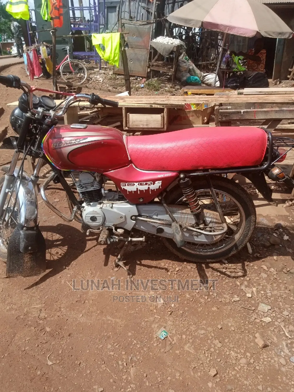 New Bajaj Boxer 2022 Red
