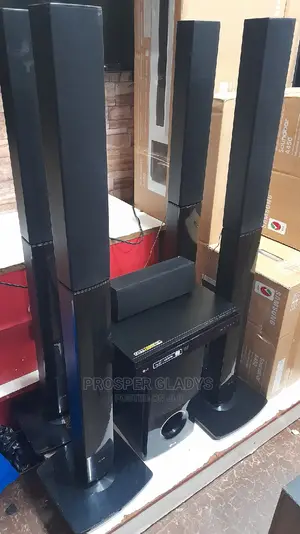 LG Home Theatre 1000 Watts .