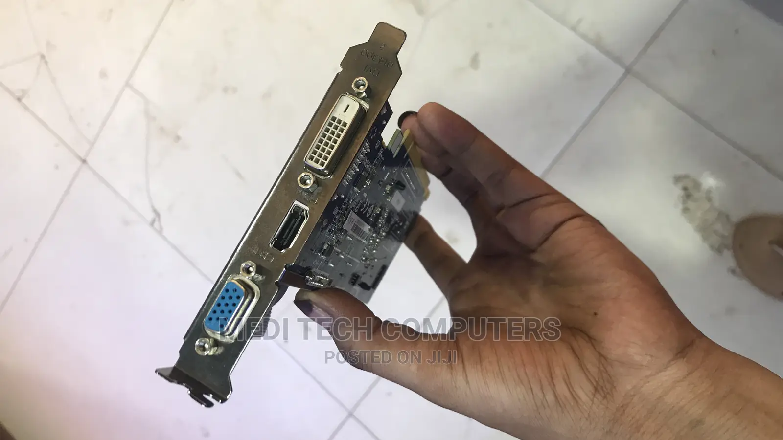 Pci-E Hdmi/Dvi/Vga Card