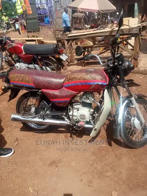 Bajaj Pulsar 150 2021 Pink