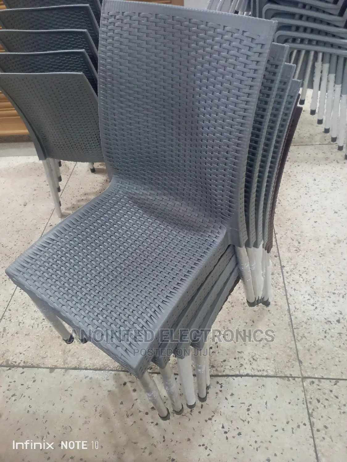 Plastic Chairs Good for Restaurant