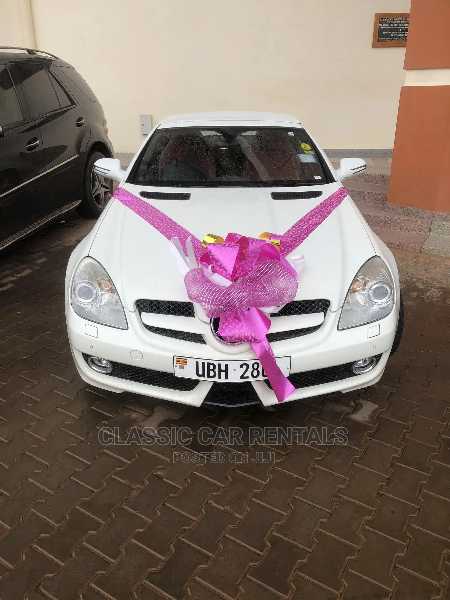 Convertible(Open Roof) Cars for Hire