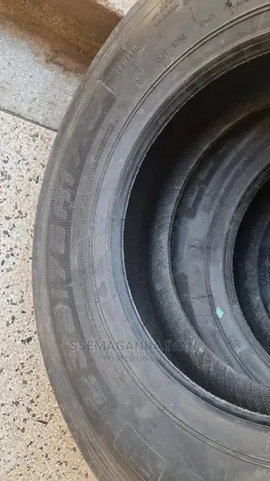 235/75r17.5 Highway