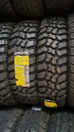 235/85r16 Mud Terrian Tires
