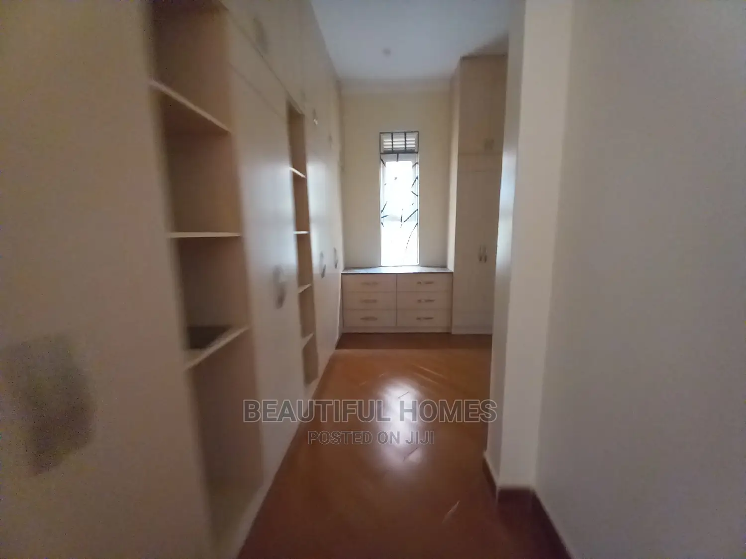 Furnished 6bdrm Mansion in Kyanja, Nakawa for Sale