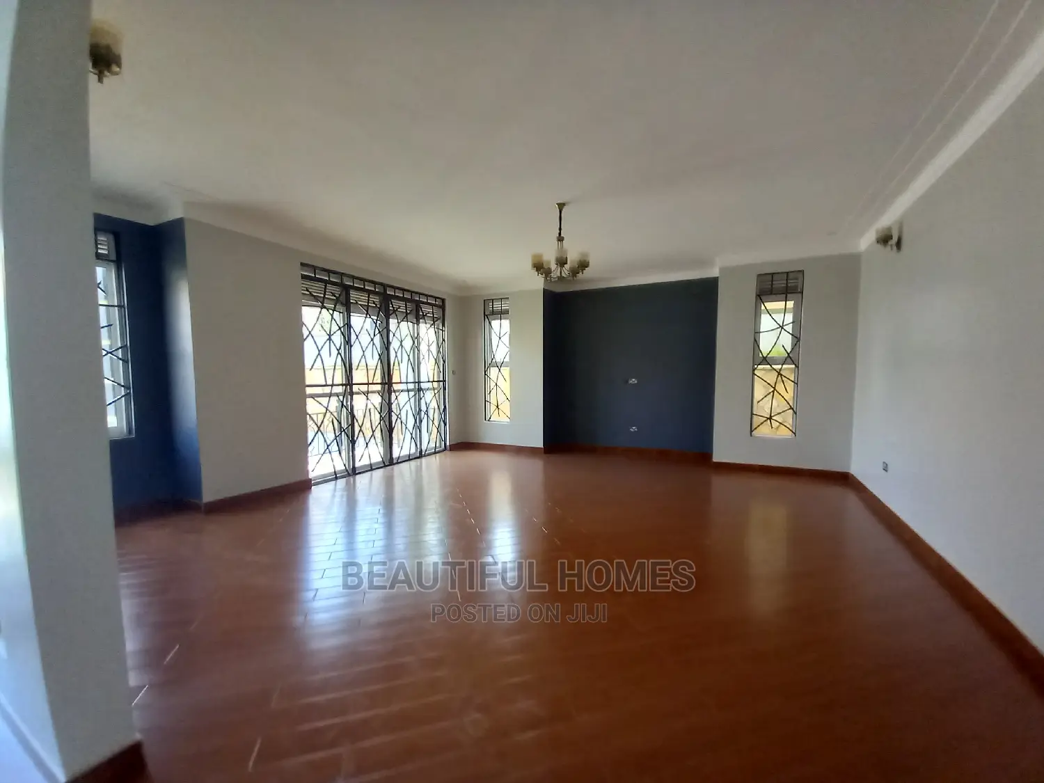 Furnished 6bdrm Mansion in Kyanja, Nakawa for Sale