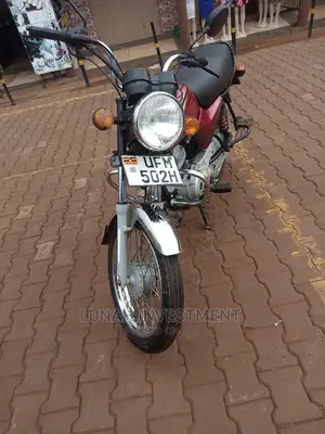 New Bajaj Boxer 2022 Purple