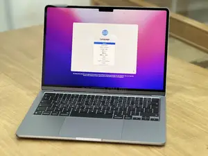 New Laptop Apple MacBook Air 2022 M2 8GB Apple M2 SSHD (Hybrid) 256GB
