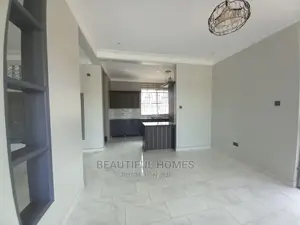 Furnished 5bdrm Duplex in Kyanja Corporate, Central Division for Sale