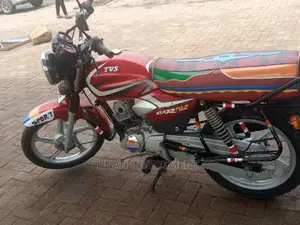 New TVS HLX 125 2021 Red