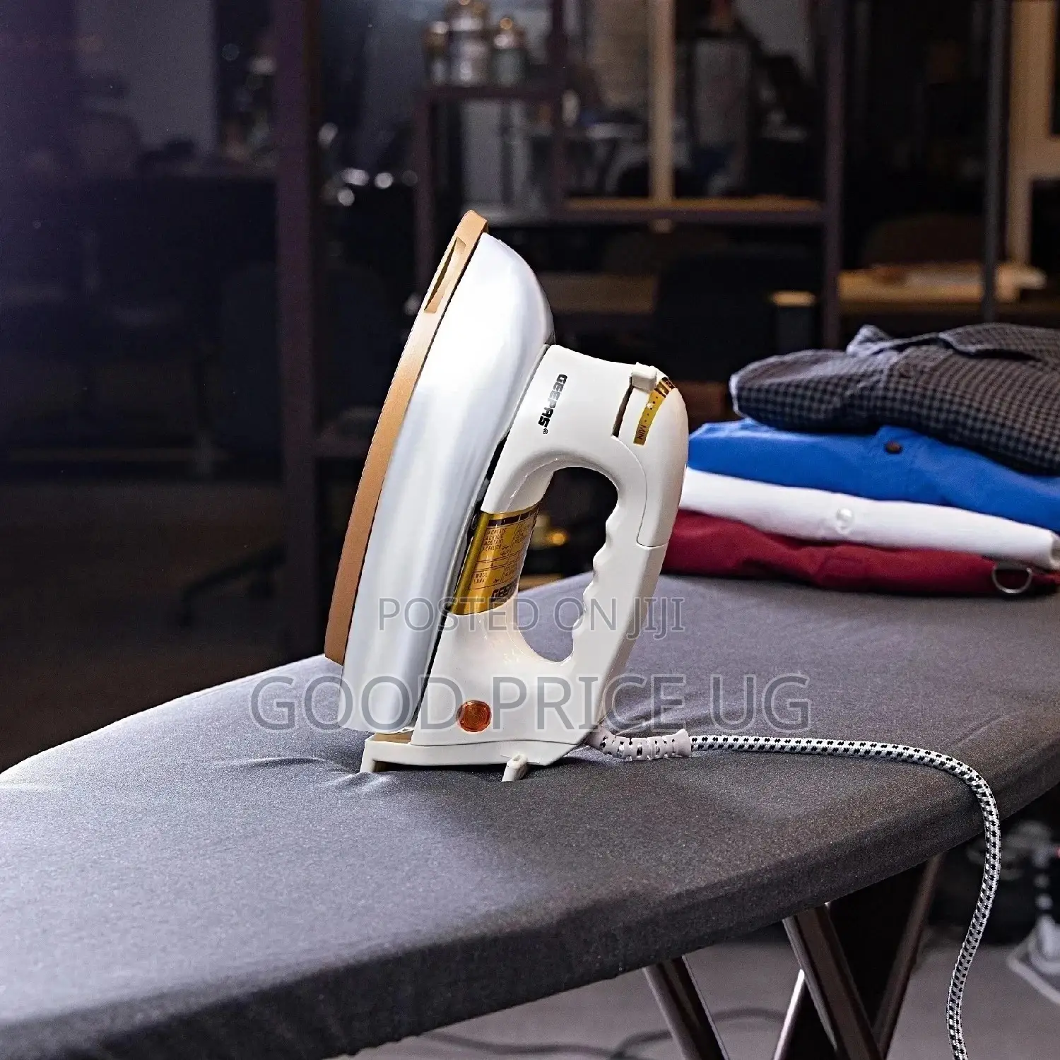Geepas Heavy Duty Dry Iron
