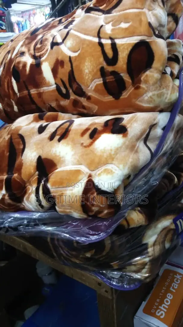 Purple Home Heavy Blanket- Brown