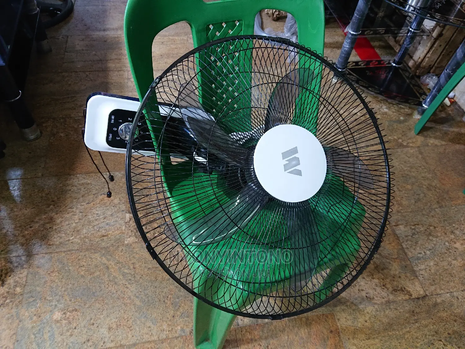 18 Inches Wall Mounted Fan