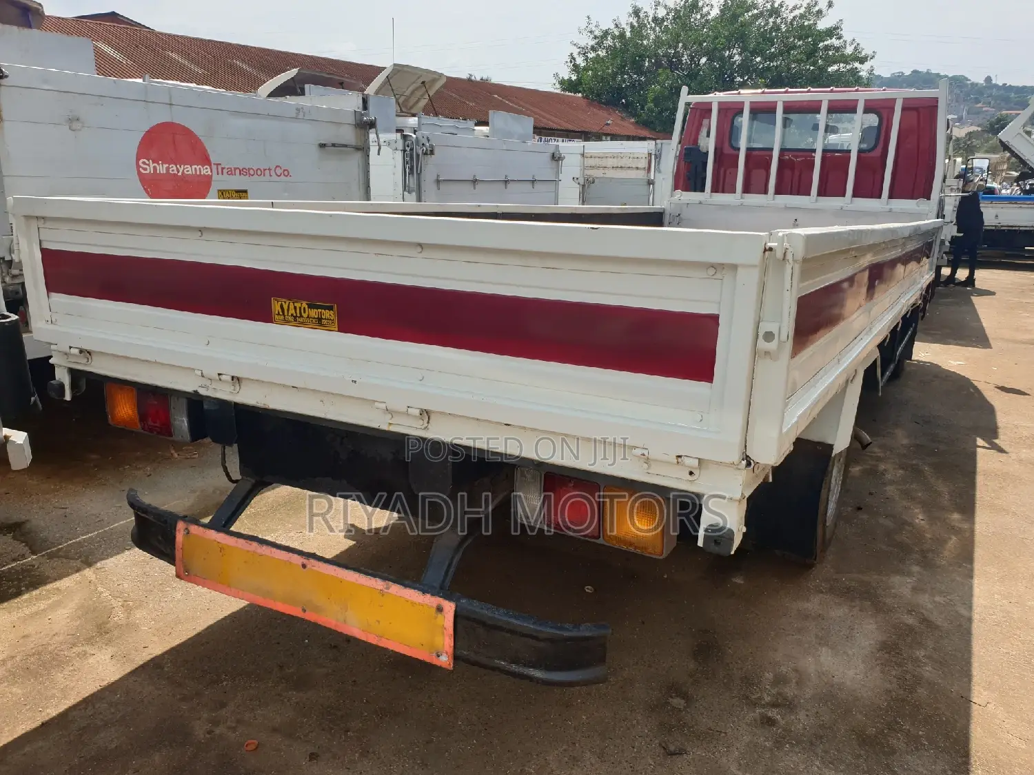 Mitsubishi Canter Truck 3.0 1984 Red