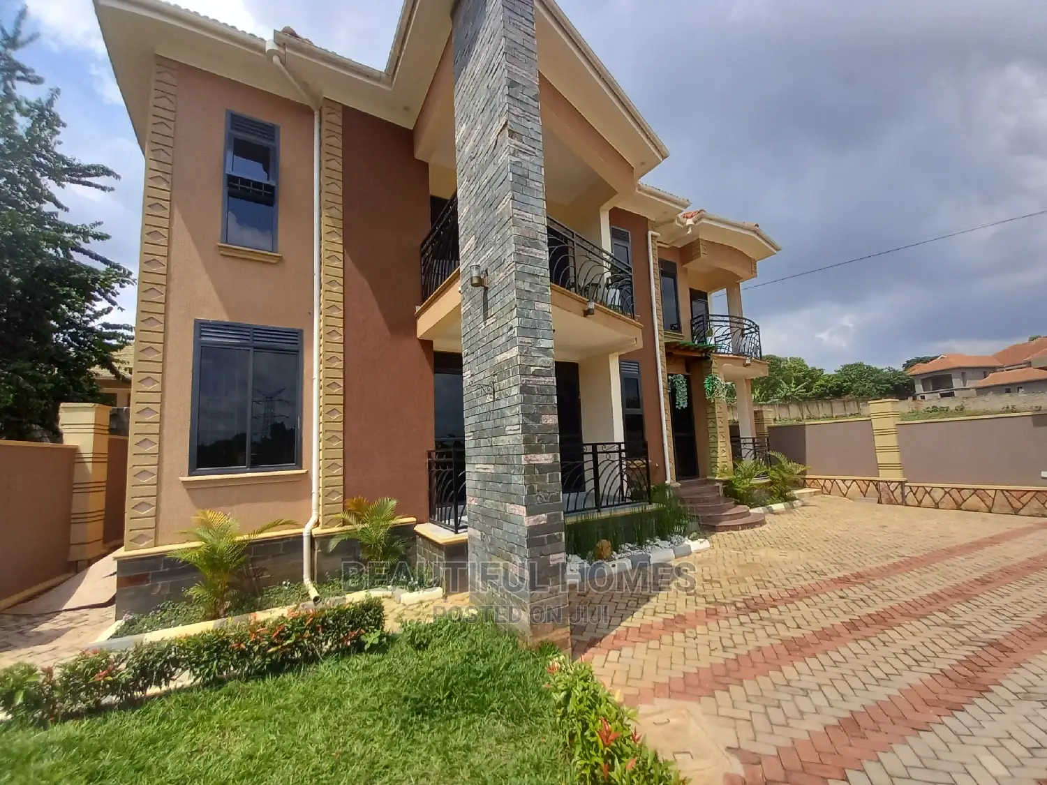 Furnished 5bdrm House in Najjera, Central Division for Sale