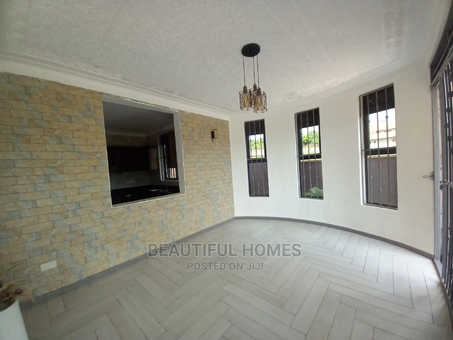 Furnished 5bdrm House in Najjera, Central Division for Sale