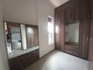 Furnished 5bdrm Mansion in Najjera, Central Division for Sale