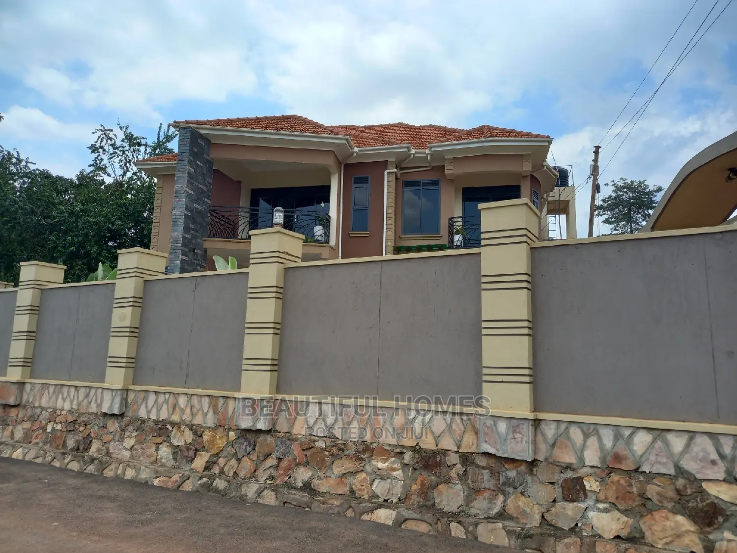 Furnished 5bdrm House in Najjera Posh, Central Division for Sale