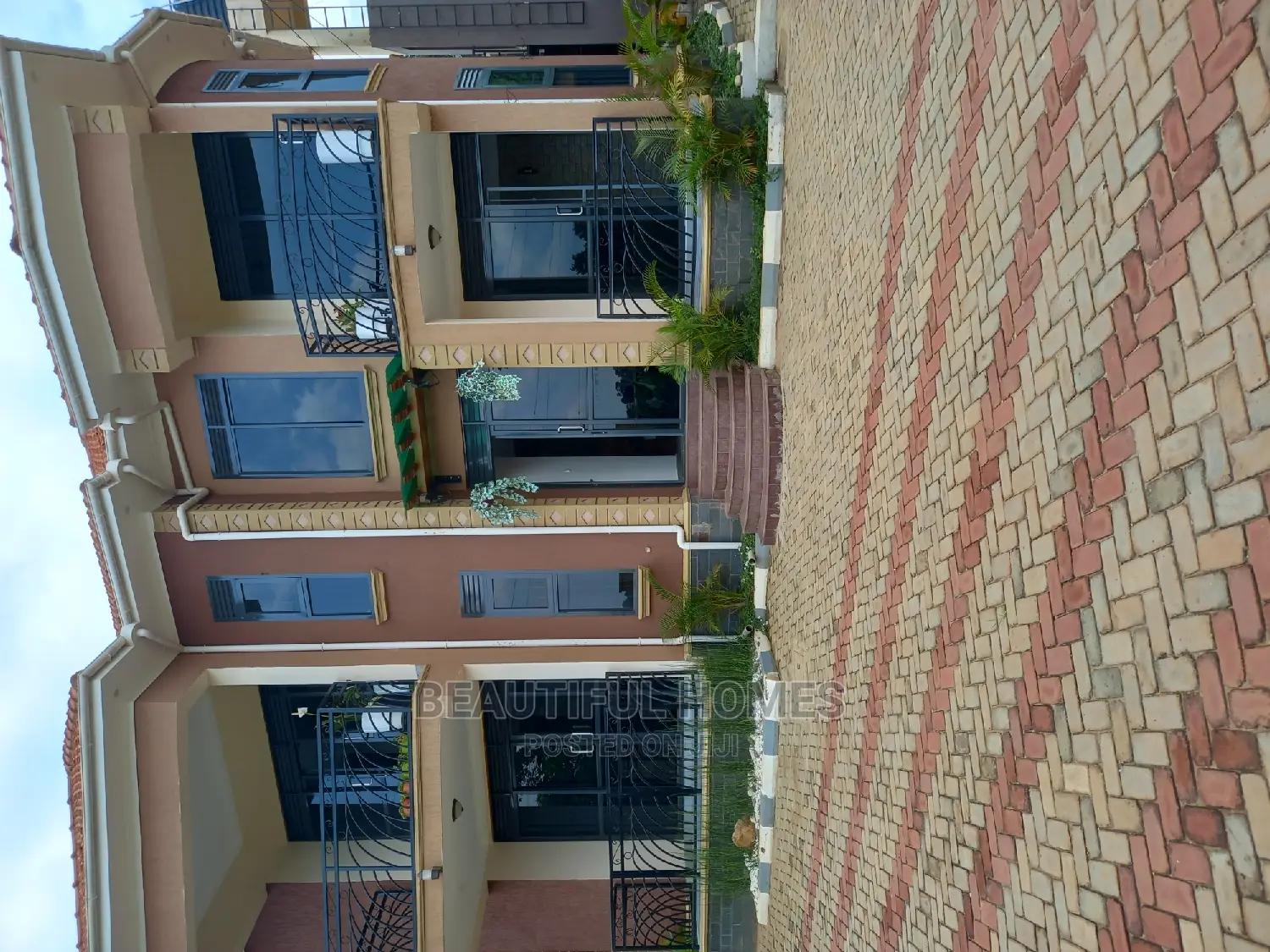 Furnished 5bdrm House in Najjera Posh, Central Division for Sale