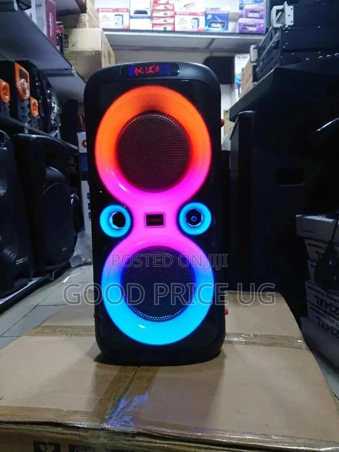 Cortina Portable Movable Party Box/Speaker With Microphone