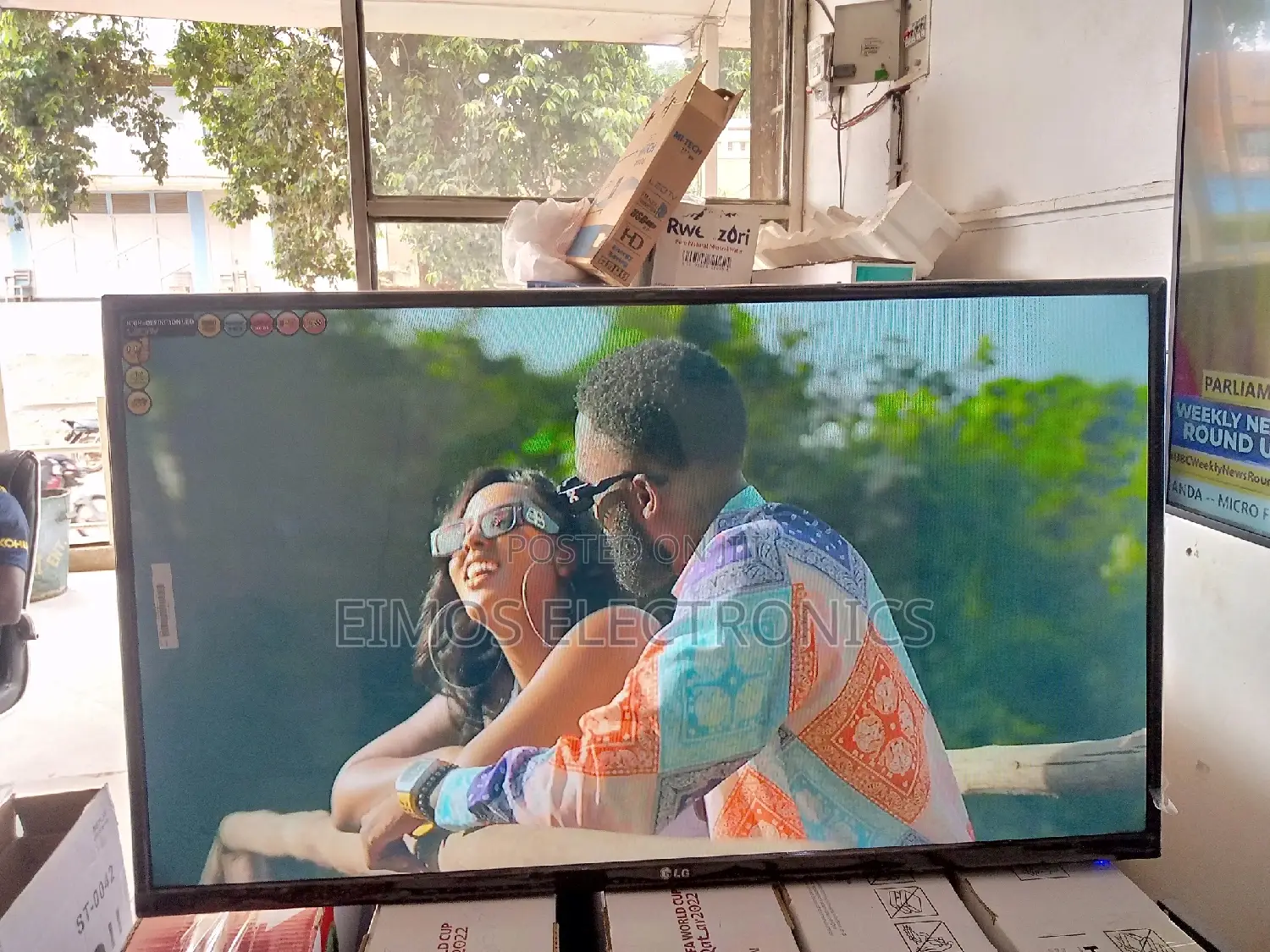LG Free to Air TVS 42"