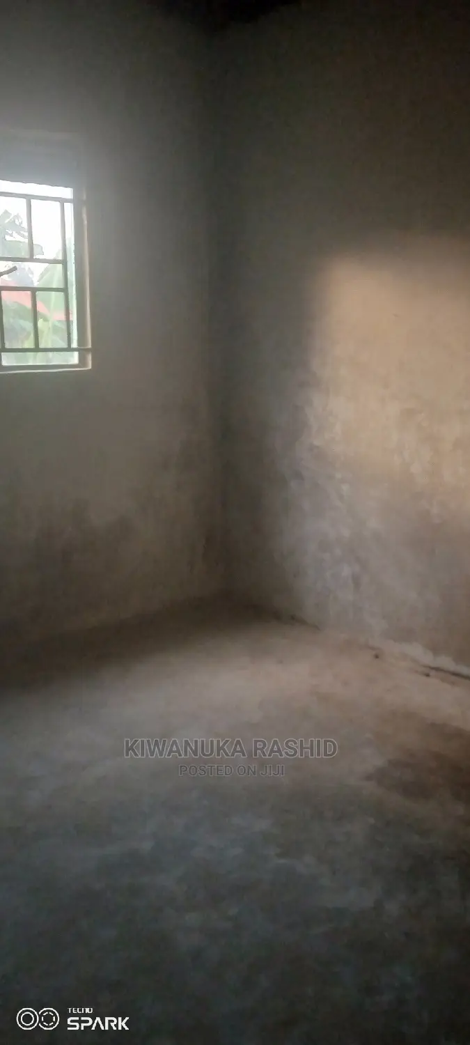 Furnished 2bdrm House in Kawoko, Wakiso / Wakiso for Sale