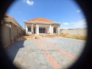 Furnished 4bdrm Bungalow in Kira Posh for Sale
