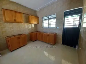 Furnished 4bdrm Bungalow in Kira Posh for Sale