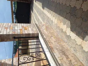Furnished 4bdrm Bungalow in Kira Corporate for Sale