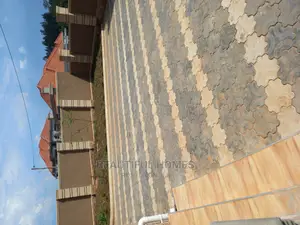 Furnished 4bdrm Mansion in Kira for Sale