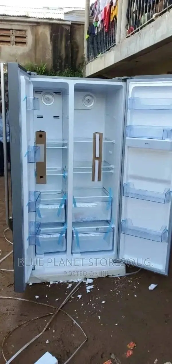 SPJ 699L American Door Refrigerator With Water Dispenser