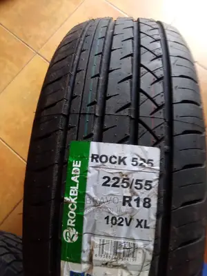 225/55r18 Rockblade