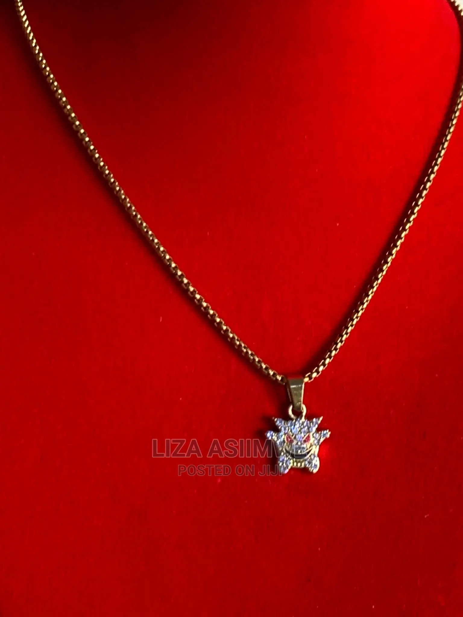 Men’S Simple Necklaces Available