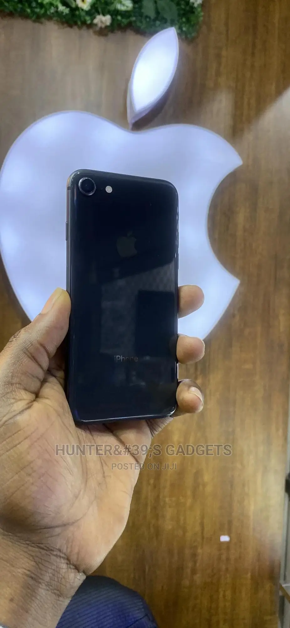 Apple iPhone 8 64 GB Gray