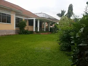 4bdrm Bungalow in Kololo Property, Central Division for Rent
