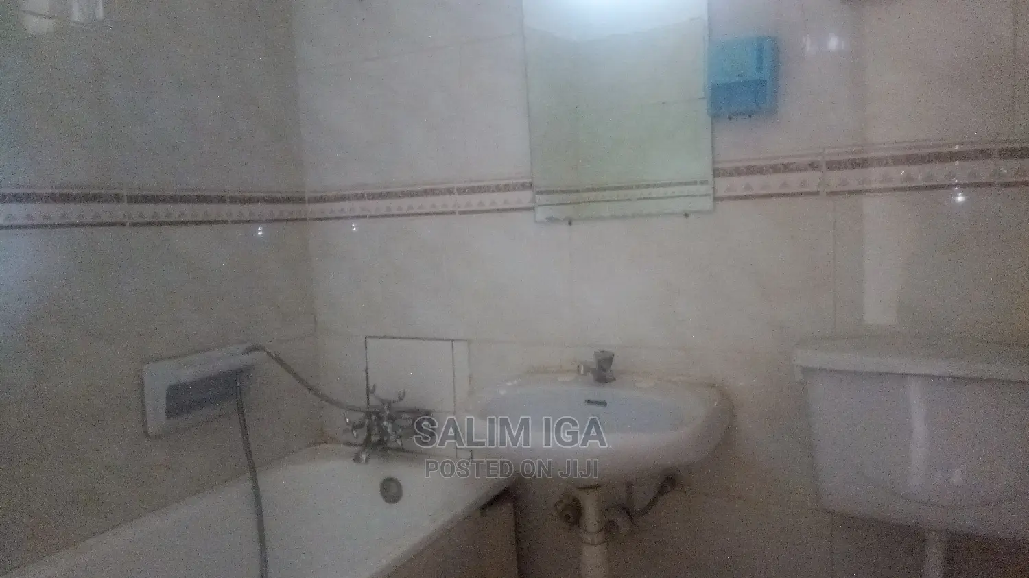 3bdrm Bungalow in Kololo Property, Central Division for Rent