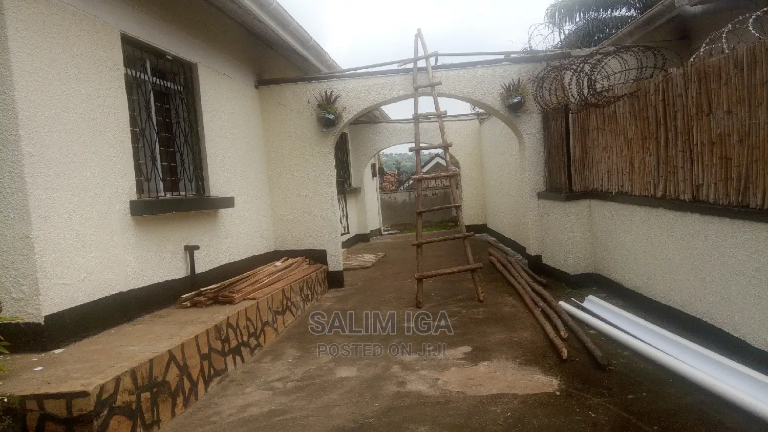 3bdrm Bungalow in Kololo Property, Central Division for Rent