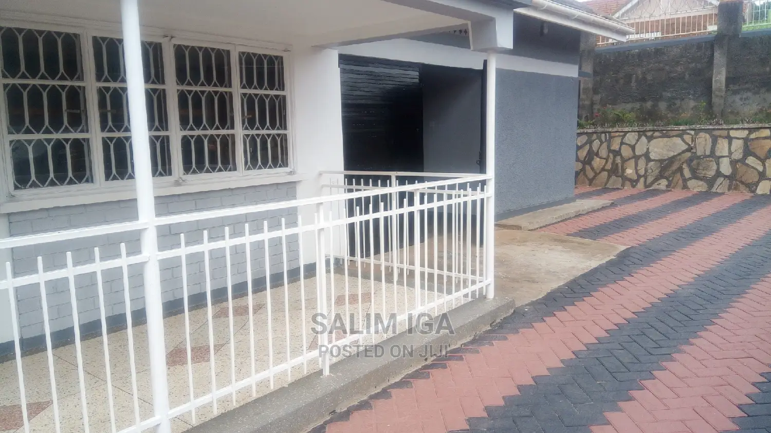 3bdrm Bungalow in Kololo Property, Central Division for Rent