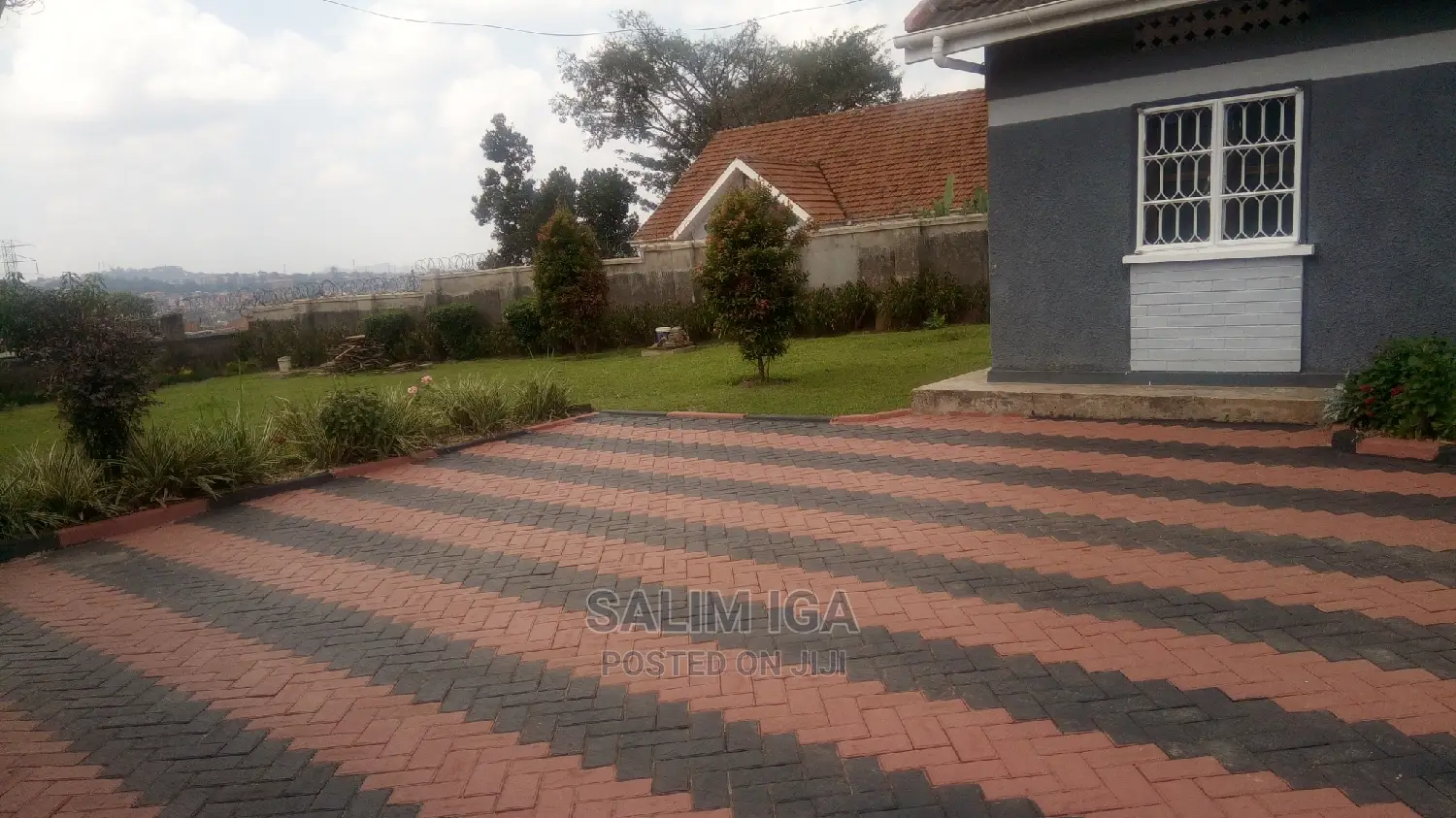 3bdrm Bungalow in Kololo Property, Central Division for Rent