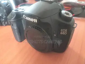 Canon EOS 60D With 18-135mm Lens