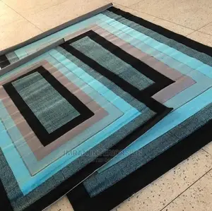 Center Carpets