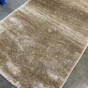 Center Carpets