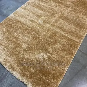 Center Carpets