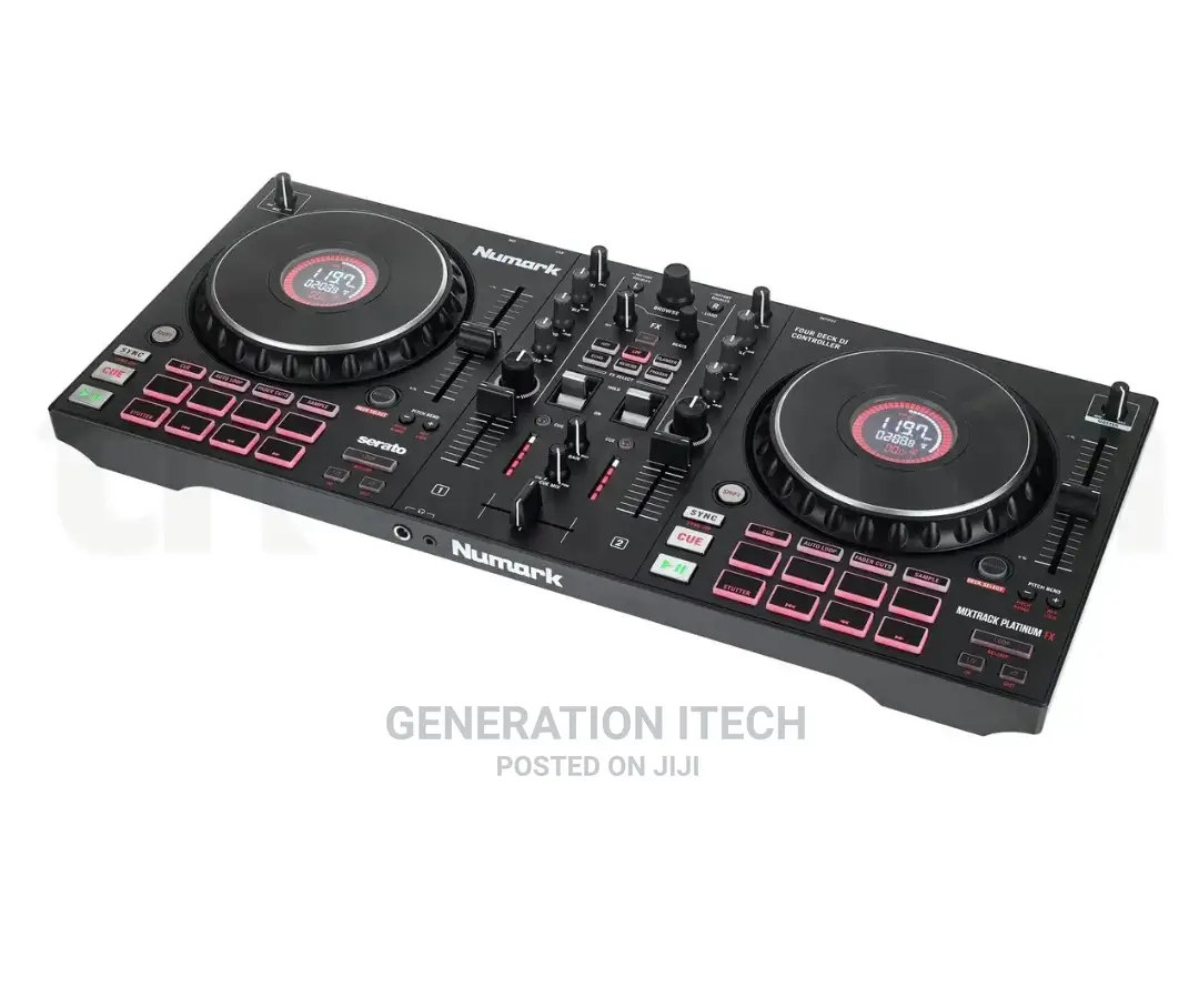 Numark Mixtrack Platinum FX