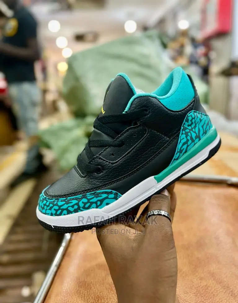 Kids Jordan 4