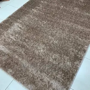 Center Carpets